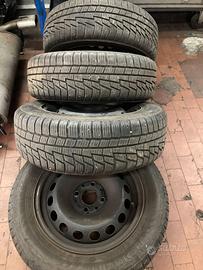 Cerchi per Fiat 500 1° serie con gomme termiche