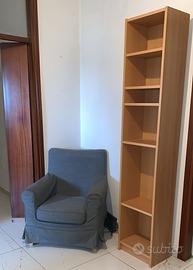 Poltrona IKEA sfoderabile + Libreria color legno