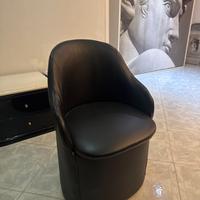 Poltrona design (cm.80x45 simil pelle)