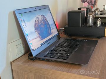 Samsung Ultrabook 13,3 / i7 / 8GB RAM / SSD 480GB