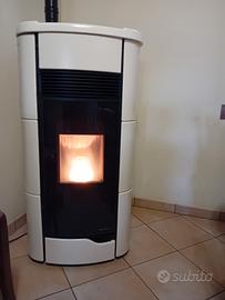 Stufa a pellet Palazzetti in ceramica 