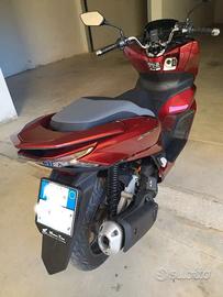 Honda Pcx 125 (2 anni di garanzia Honda)
