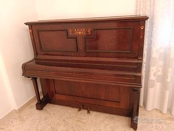 Pianoforte verticale