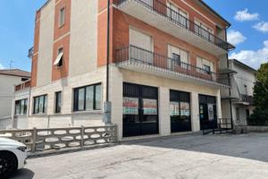 Locale commerciale uffici