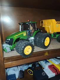 trattore John deere