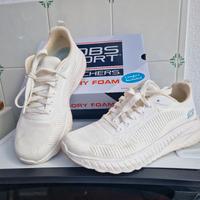 SKECHERS bianche mis. 37 come nuove. 
