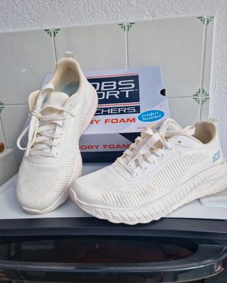 SKECHERS bianche mis. 37 come nuove. 