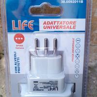 Adattatore universale