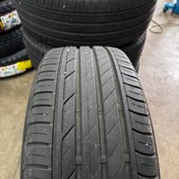 Pneumatici Bridgestone 215/50 R18