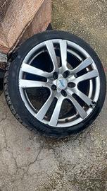 cerchi alutec con gomme Hankook 
