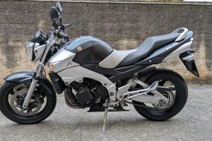 Suzuki GSR 600