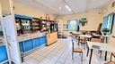 locale-commerciale-fronte-piazza-centro-moscufo