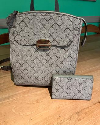 Borsa con portafoglio
