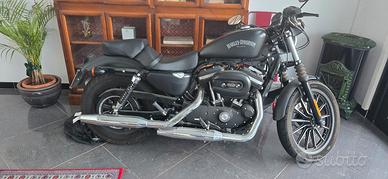 Harley Davidson 883 IRON con solo 4500 km!!!