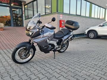 Aprilia Caponord 1000
