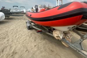 Gommone con motore evinrude