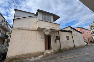 3 LOCALI A CORIGLIANO-ROSSANO