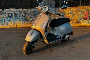 Vespa 300 gts 2023