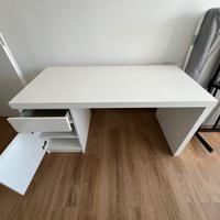 MALM Scrivania, bianco, 140x65 cm
