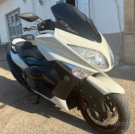 Yamaha T Max 500