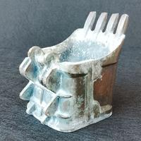 Benna in bronzo fermacarte/posacenere