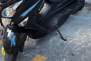 suzuki burgman 