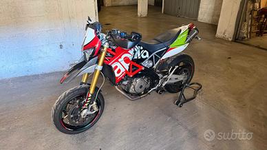 Aprilia Dorsoduro 750 Factory