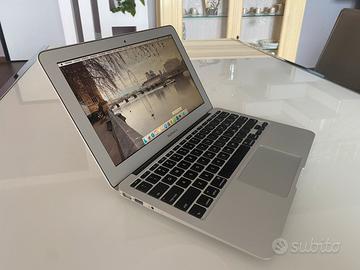 Macbook air 11” anno 2011