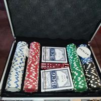 Valigetta fish poker