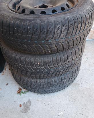 185/65 R15 88T cerchi + gomme Fiat 