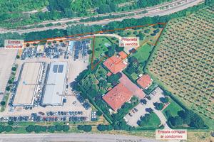 Ampio appartamento su tre livelli con grande giard