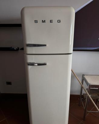Frigorifero SMEG panna