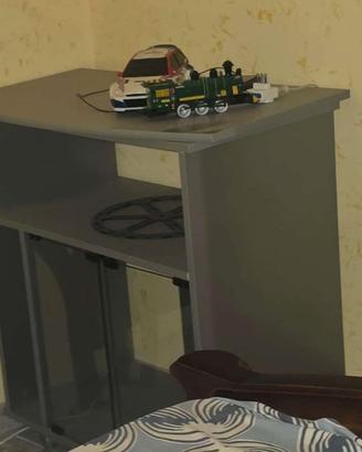 Mobile porta TV grigio con ante in vetro – Valguar