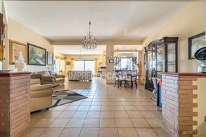 VILLA UNIFAMILIARE BAIDA Mq 300 SU DUE ELEVAZIONI