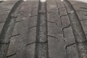  4 Pneumatici Continental 250/50R19 v99
