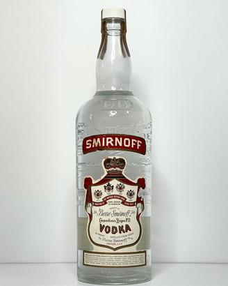 Bottiglia vintage di Vodka Smirnoff N°21