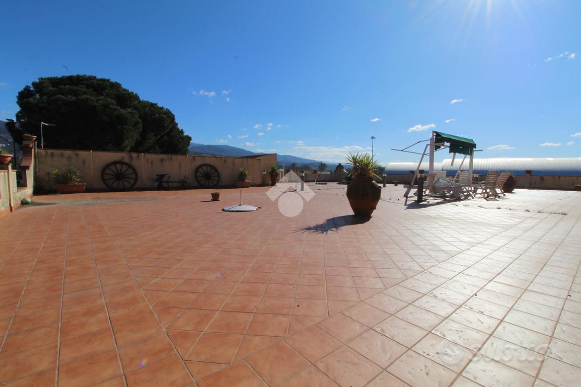 CASA SEMINDIPENDENTE A MONTALTO UFFUGO - Vista 6