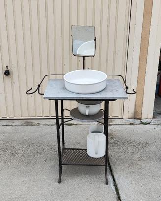 Toeletta da camera vintage