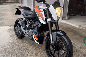 Ktm Duke 125 abs (2016)
