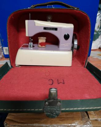 Mini macchina da cucire 