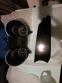 quadro strumenti piu schermo infotainment 