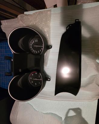 quadro strumenti piu schermo infotainment 