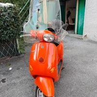 Piaggio Vespa 125 ET4 - 1997, 33330km