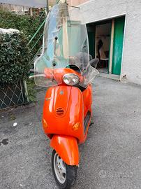 Piaggio Vespa 125 ET4 - 1997, 33330km