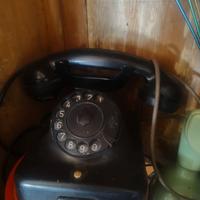 telefono in bachelite 