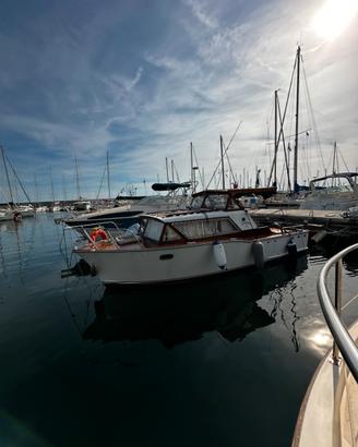 Pilotina 6,66m Cantieri di Lodi - motore 165cv