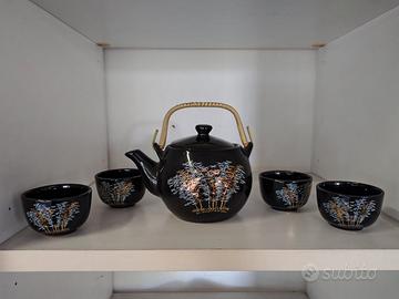 Servizio da tè giapponese vintage nero e oro