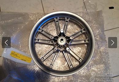 Cerchio anteriore Beverly 500 NUOVO