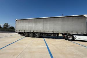 Semirimorchio schmitz sponda