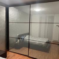 Armadio camera da letto con specchi